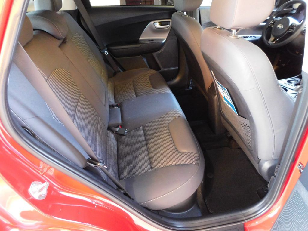 2018 Kia Niro Image 23