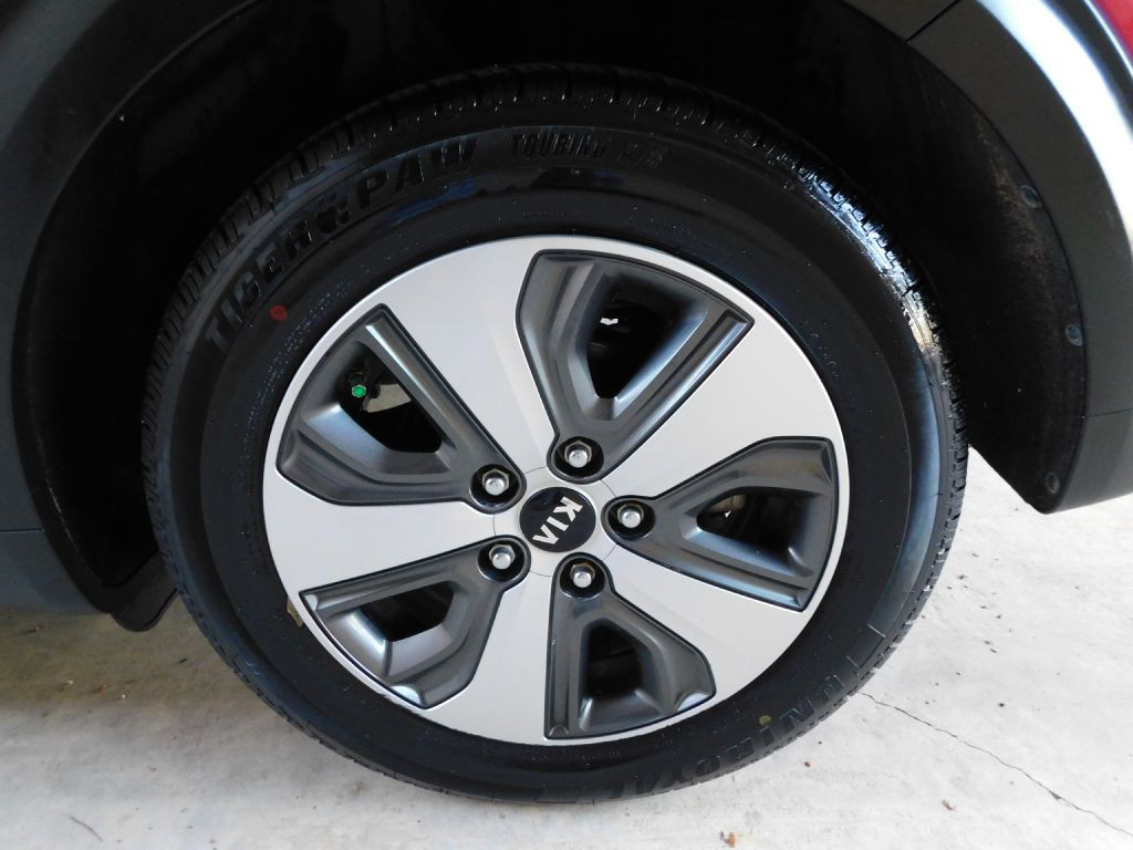 2018 Kia Niro Image 30