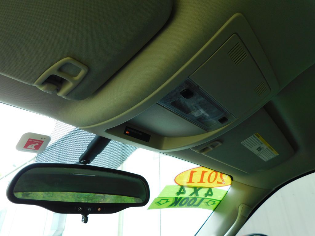 2011 Chevrolet Silverado 1500 Image 20