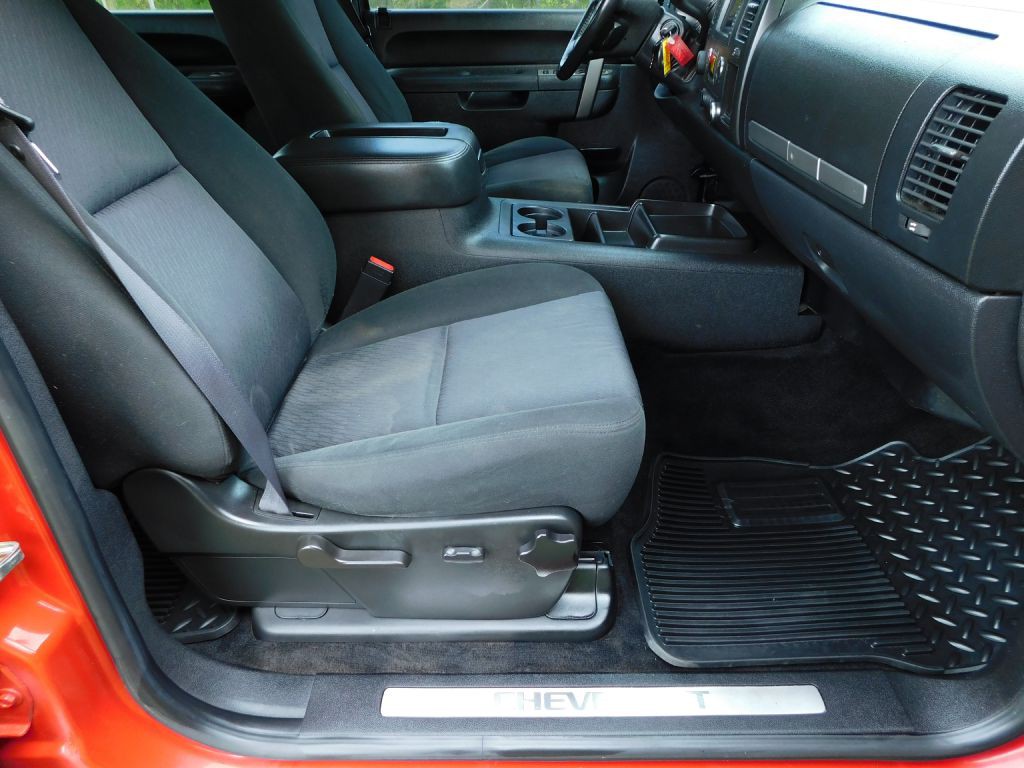 2011 Chevrolet Silverado 1500 Image 28
