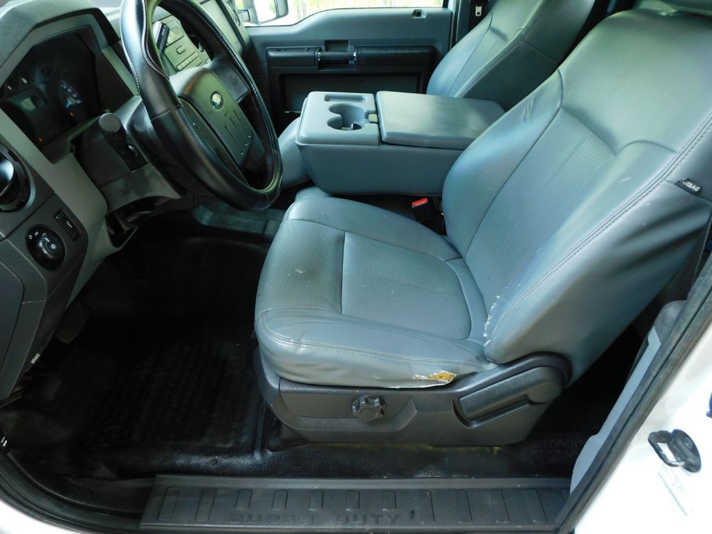 2014 Ford F-250 Image 9