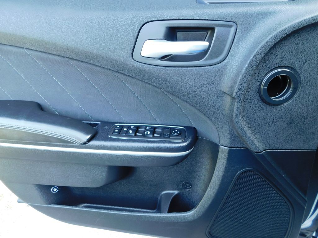 2019 Dodge Charger Image 17