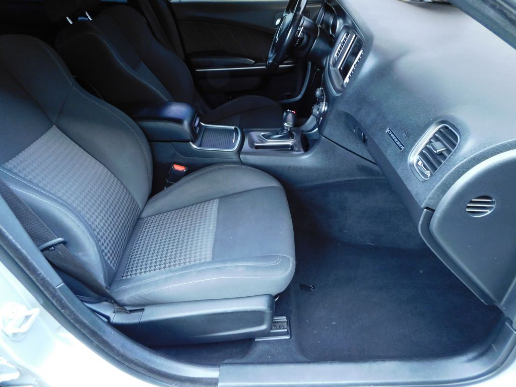 2019 Dodge Charger Image 25
