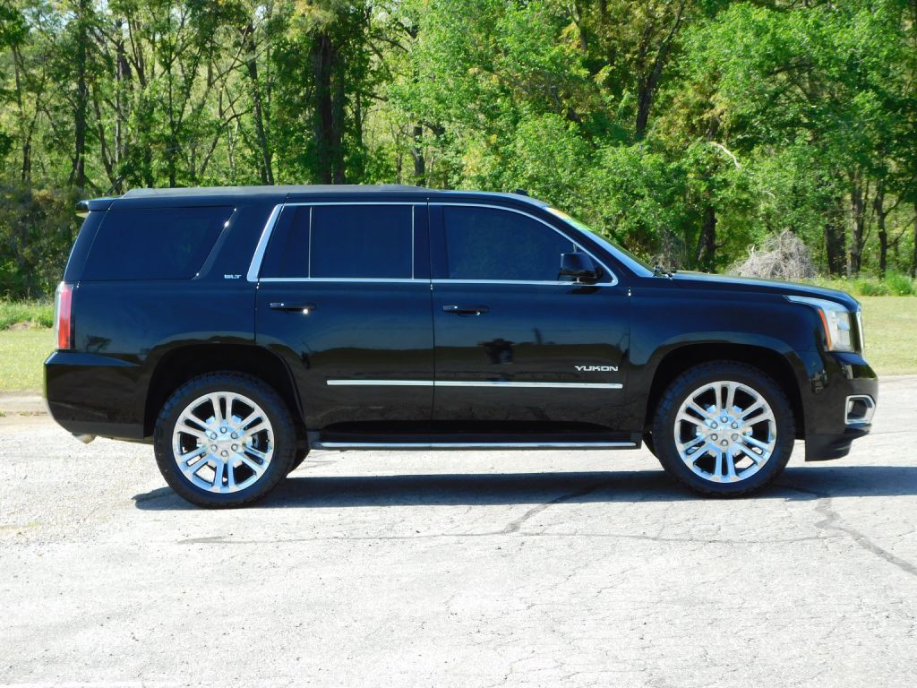 2017 GMC Yukon Image 3