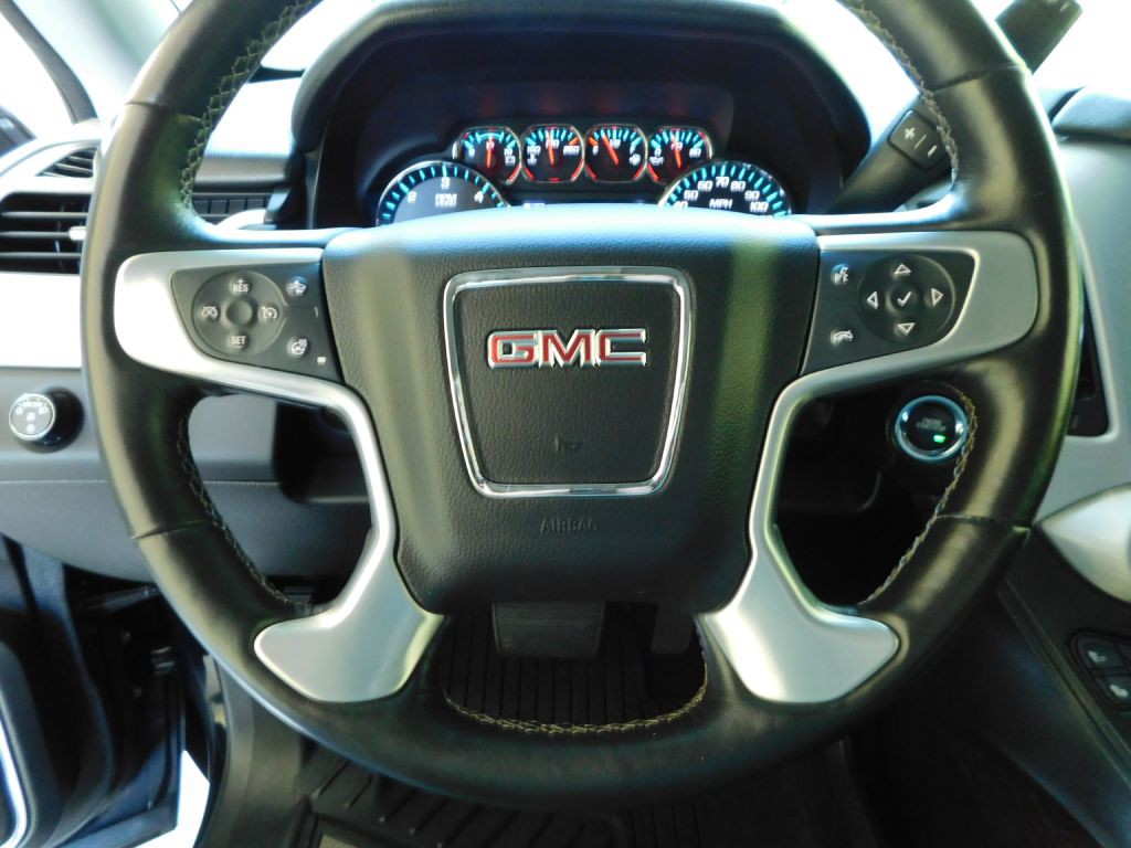 2017 GMC Yukon Image 11