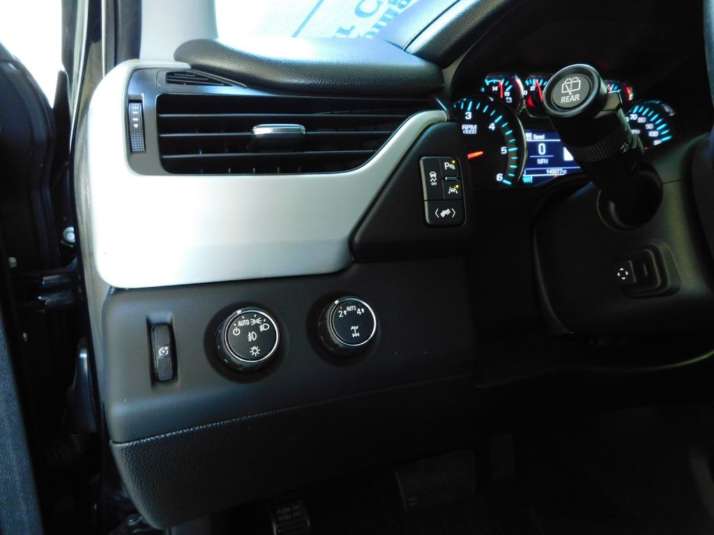 2017 GMC Yukon Image 12