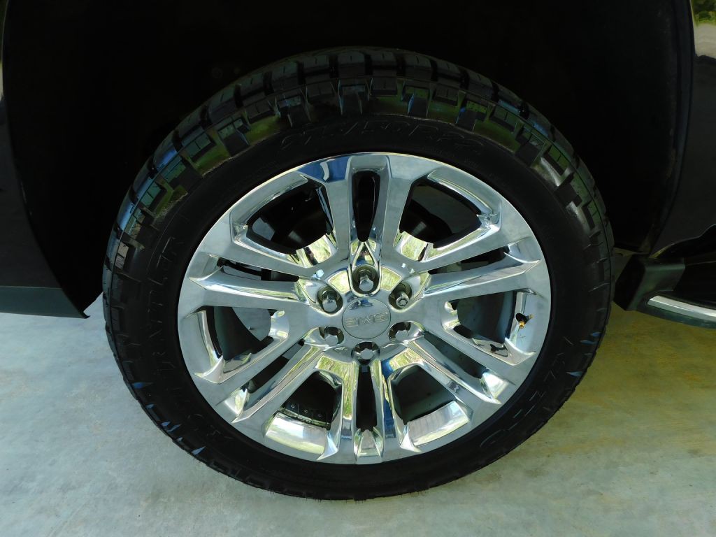 2017 GMC Yukon Image 40