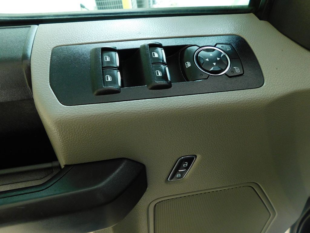 2017 Ford F-150 Image 20