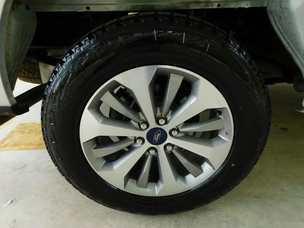 2017 Ford F-150 Image 32