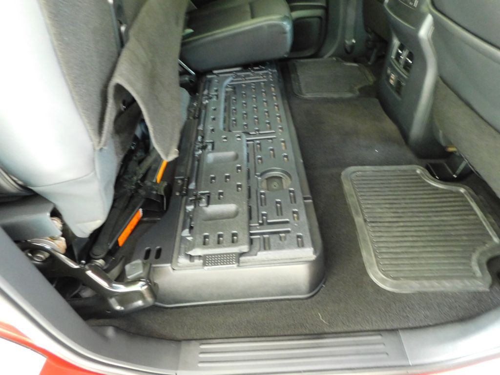 2019 Nissan Titan Image 30