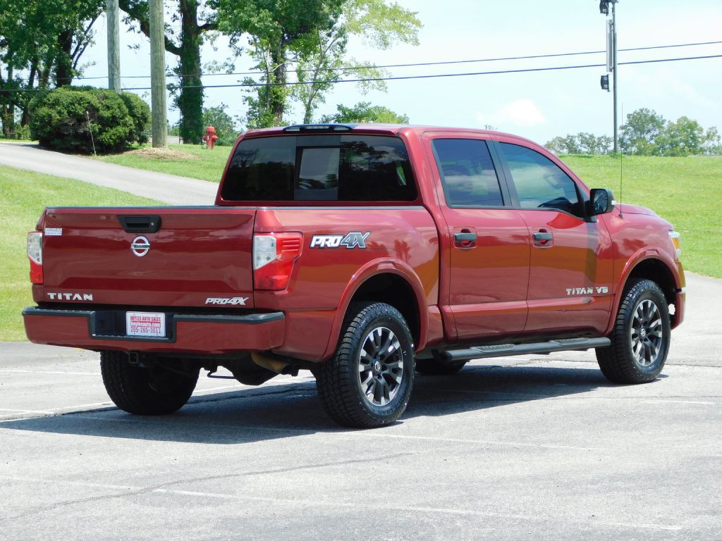 2019 Nissan Titan Image 6