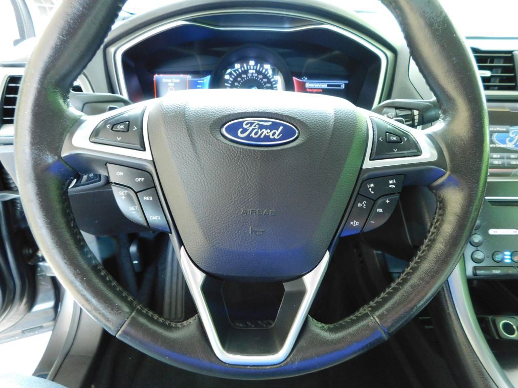 2016 Ford Fusion Image 10