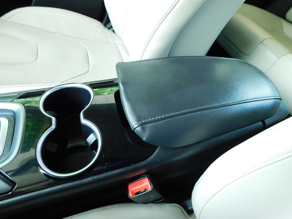 2016 Ford Fusion Image 17