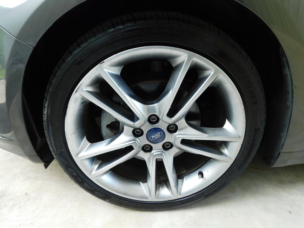 2016 Ford Fusion Image 34