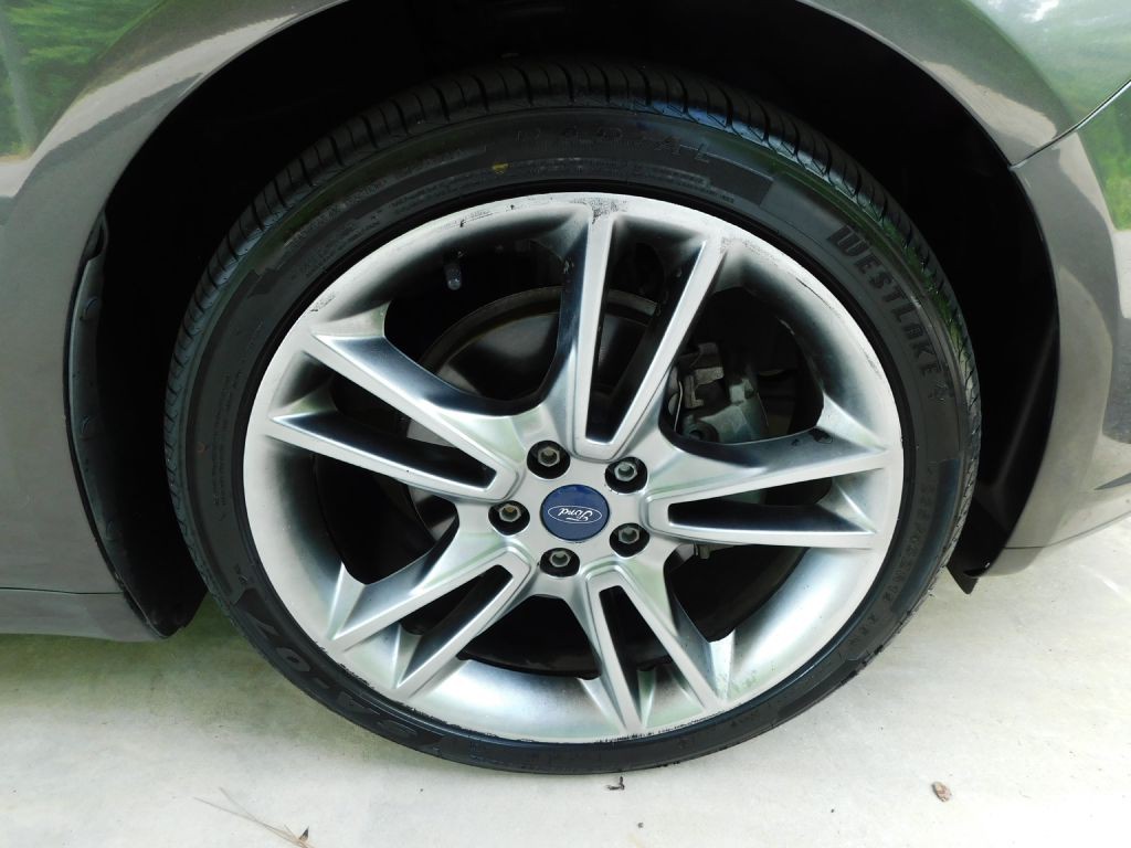 2016 Ford Fusion Image 37