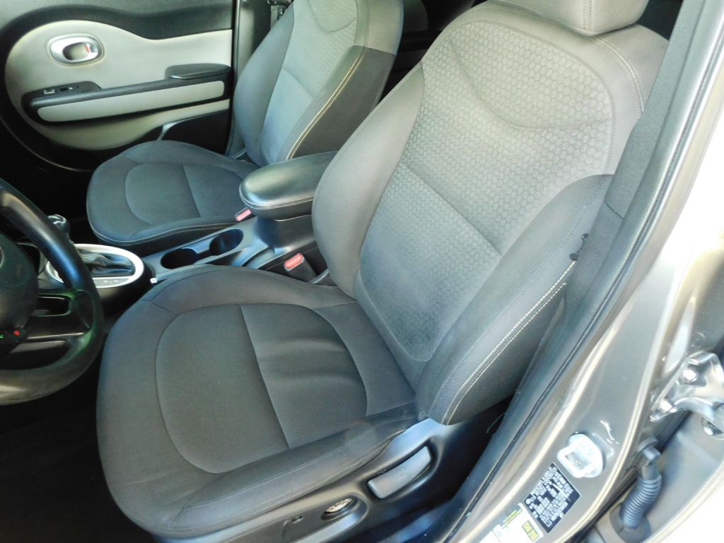 2014 Kia Soul Image 8