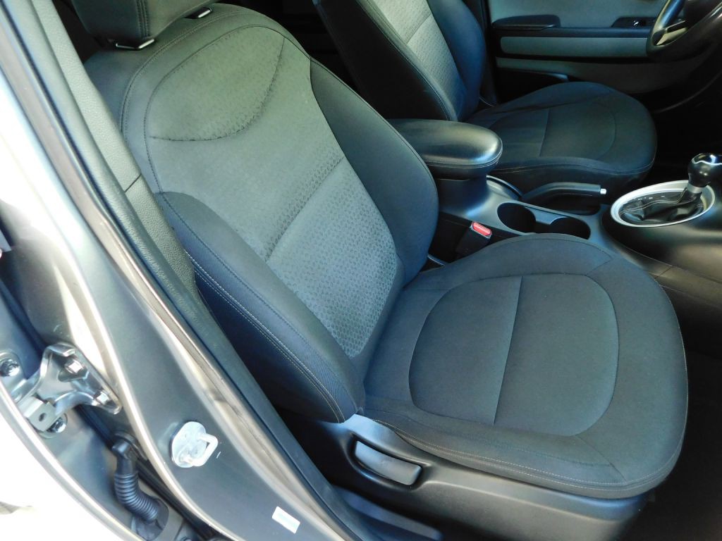 2014 Kia Soul Image 25