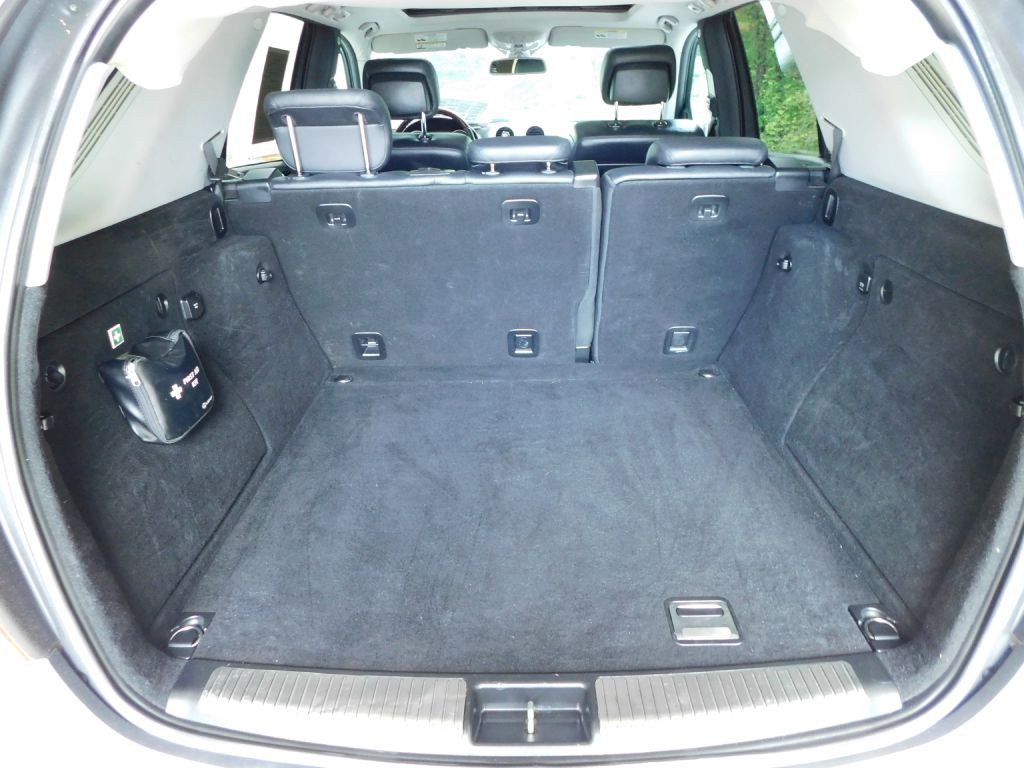 2010 Mercedes-Benz M-Class Image 28