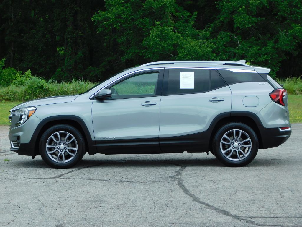 2023 GMC Terrain Image 5