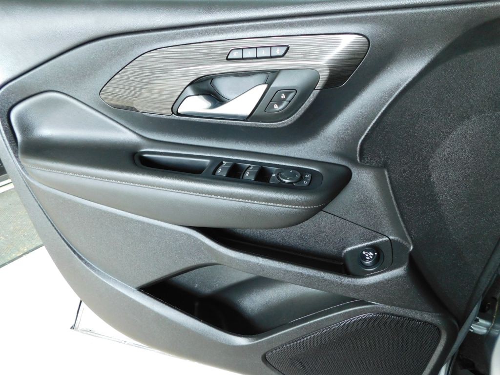 2023 GMC Terrain Image 22