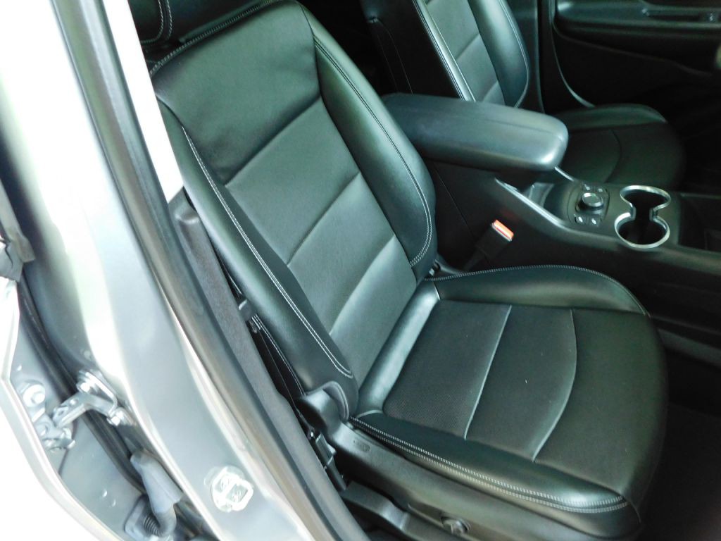 2023 GMC Terrain Image 31