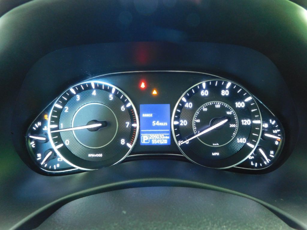 2018 Nissan Armada Image 10