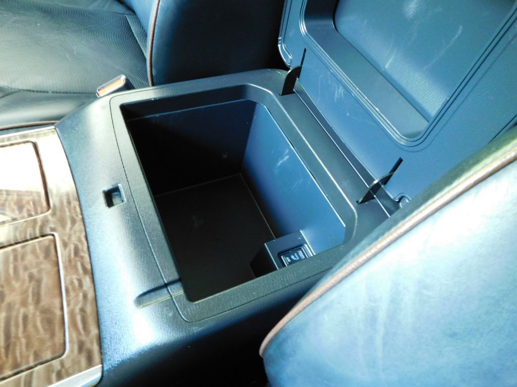 2018 Nissan Armada Image 20