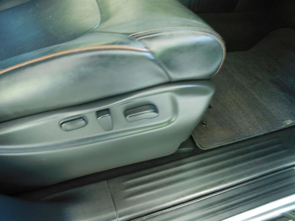 2018 Nissan Armada Image 37