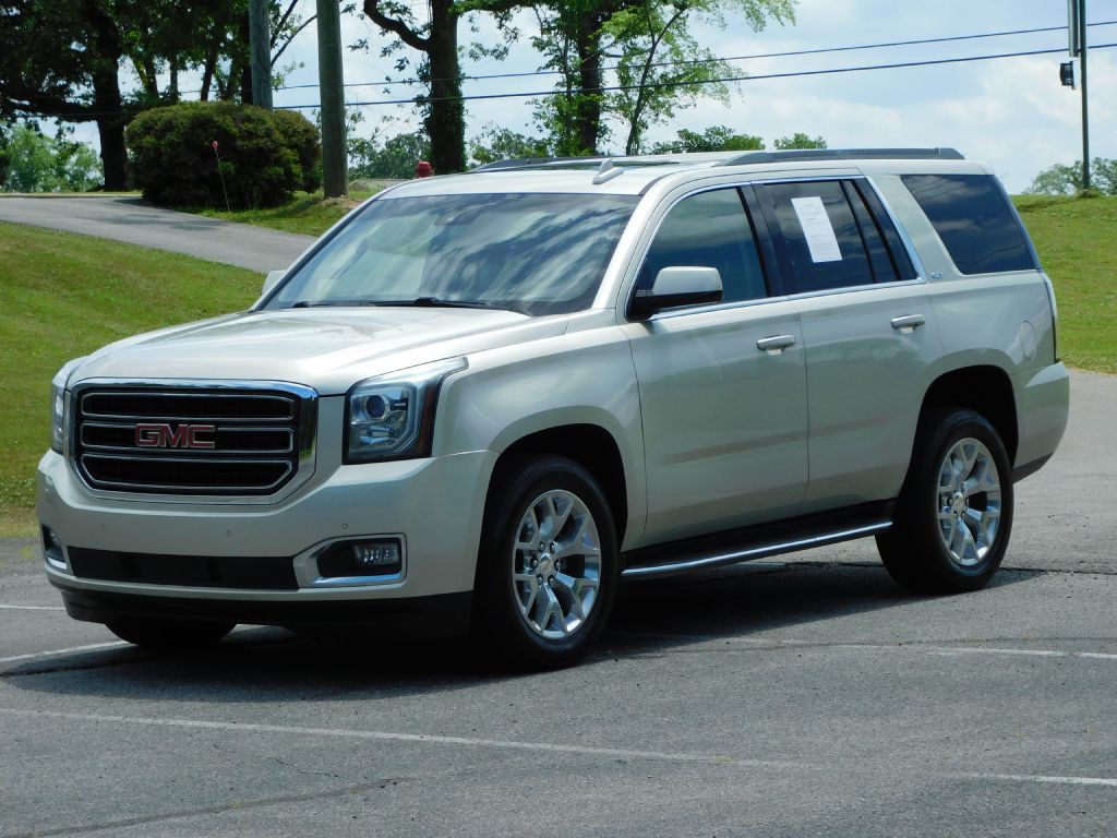 2016 GMC Yukon Image 2
