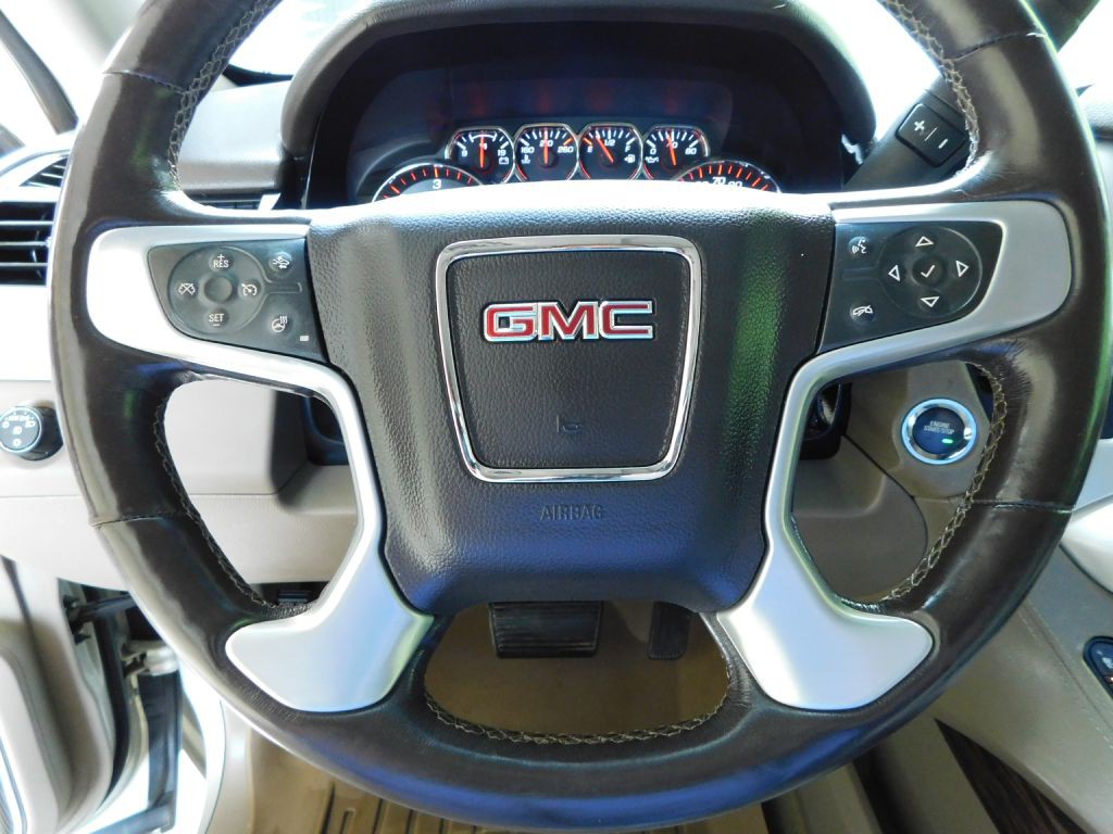 2016 GMC Yukon Image 11