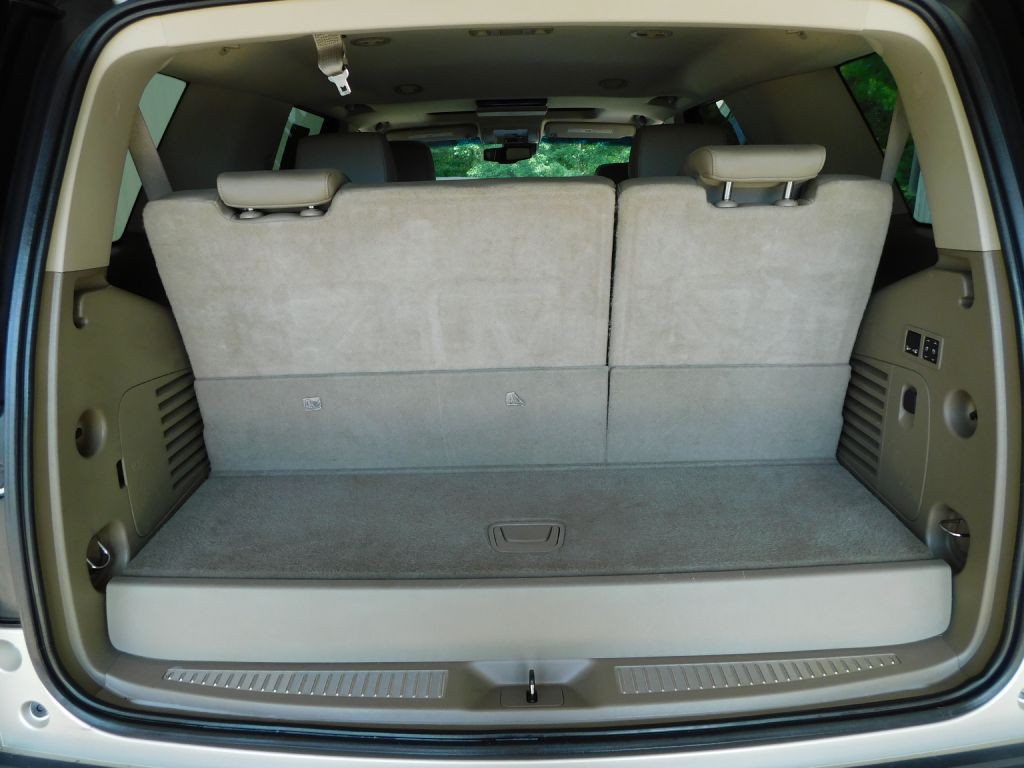 2016 GMC Yukon Image 28