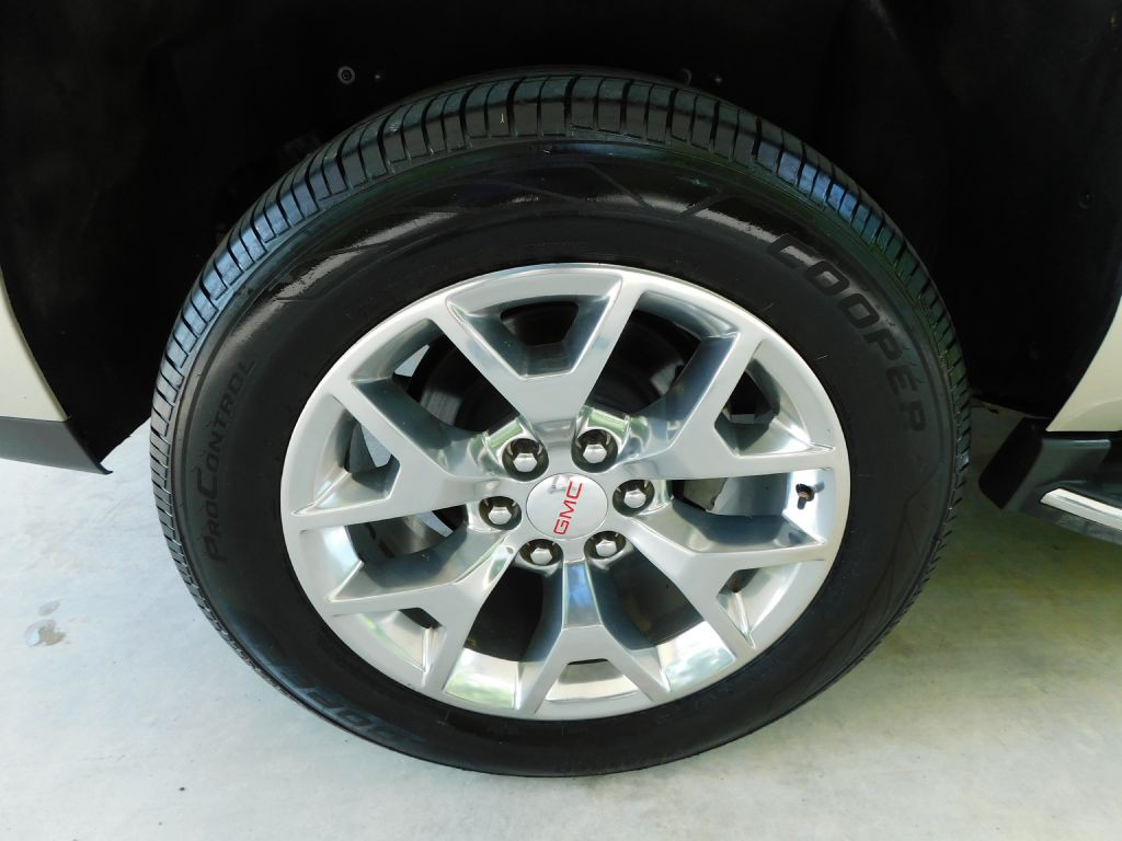 2016 GMC Yukon Image 42