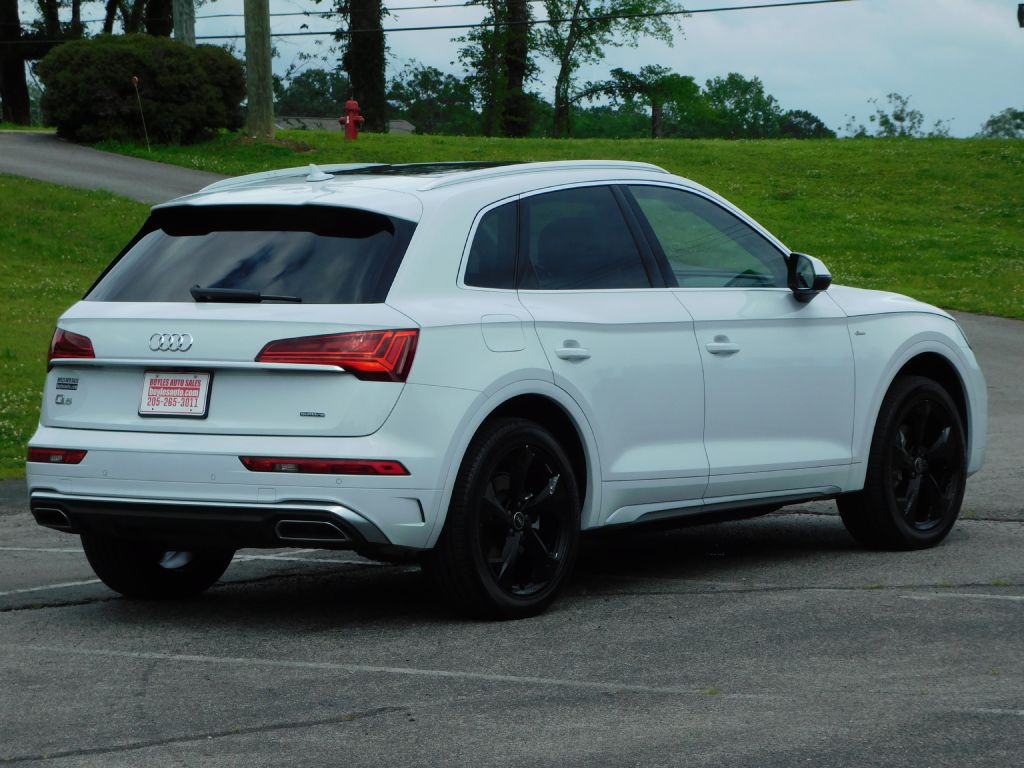 2022 Audi Q5 Image 6