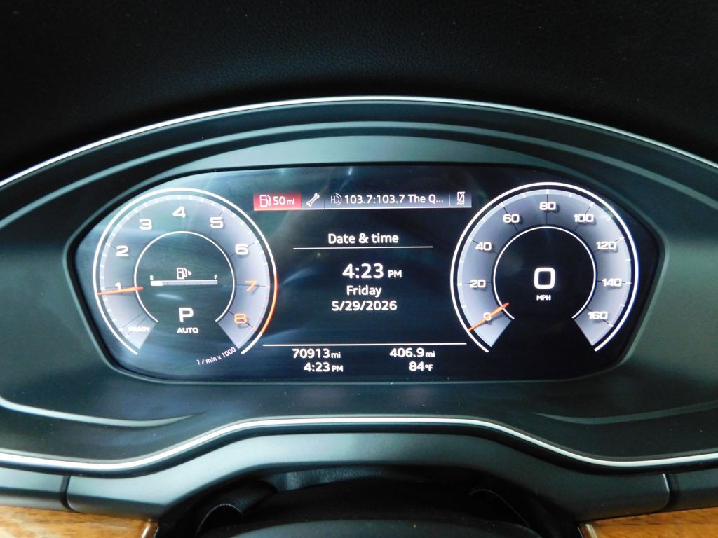2022 Audi Q5 Image 10