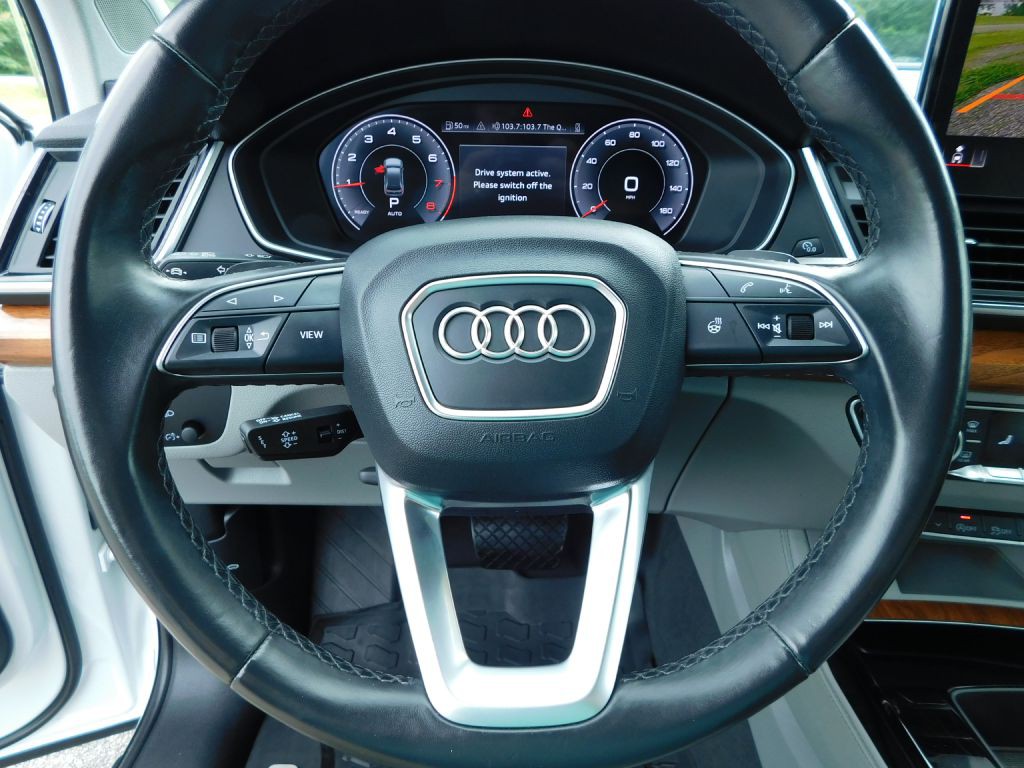 2022 Audi Q5 Image 11