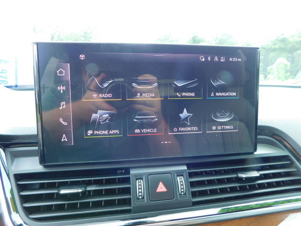 2022 Audi Q5 Image 14
