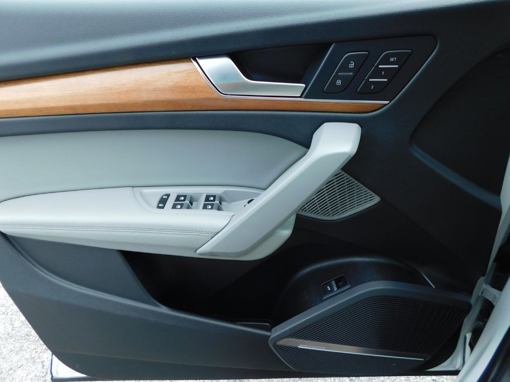 2022 Audi Q5 Image 22