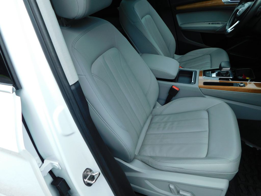 2022 Audi Q5 Image 34