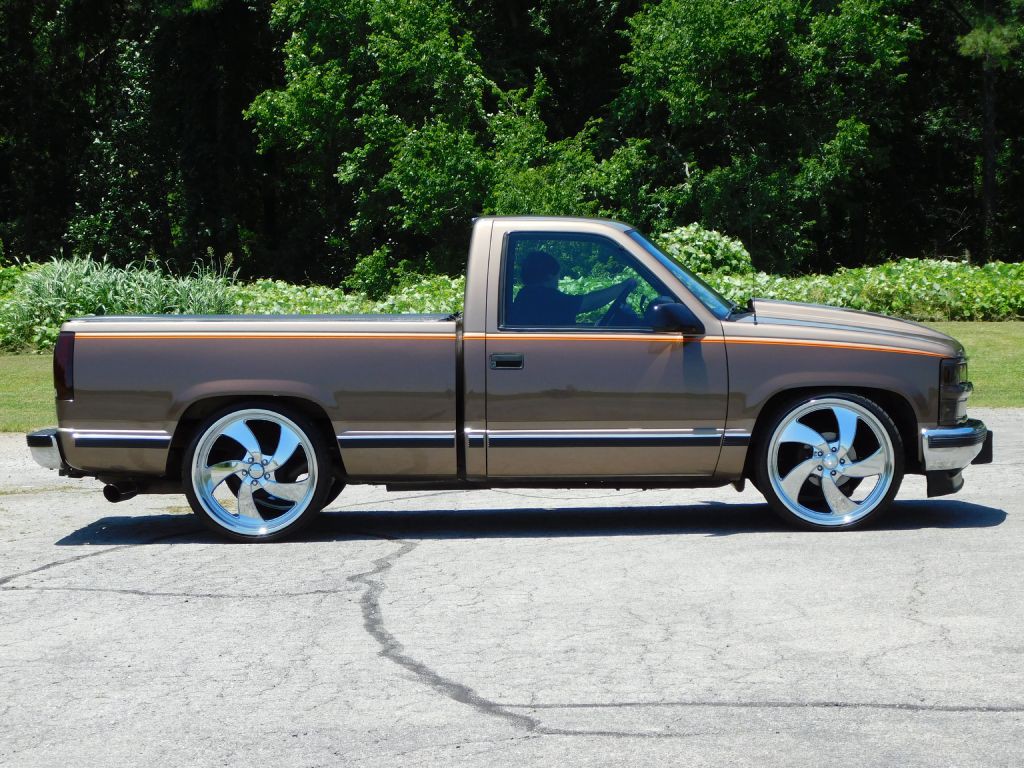1997 Chevrolet C/K Image 3
