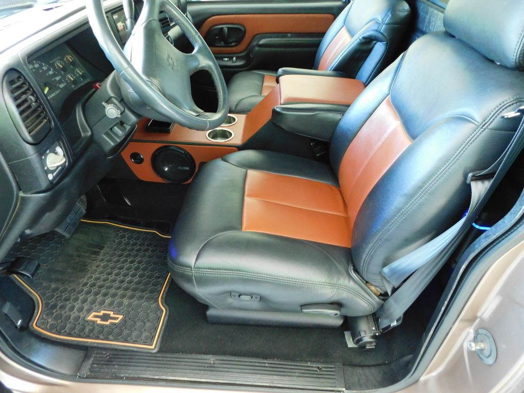1997 Chevrolet C/K Image 7