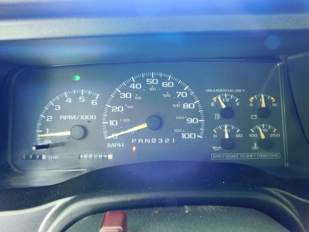 1997 Chevrolet C/K Image 10