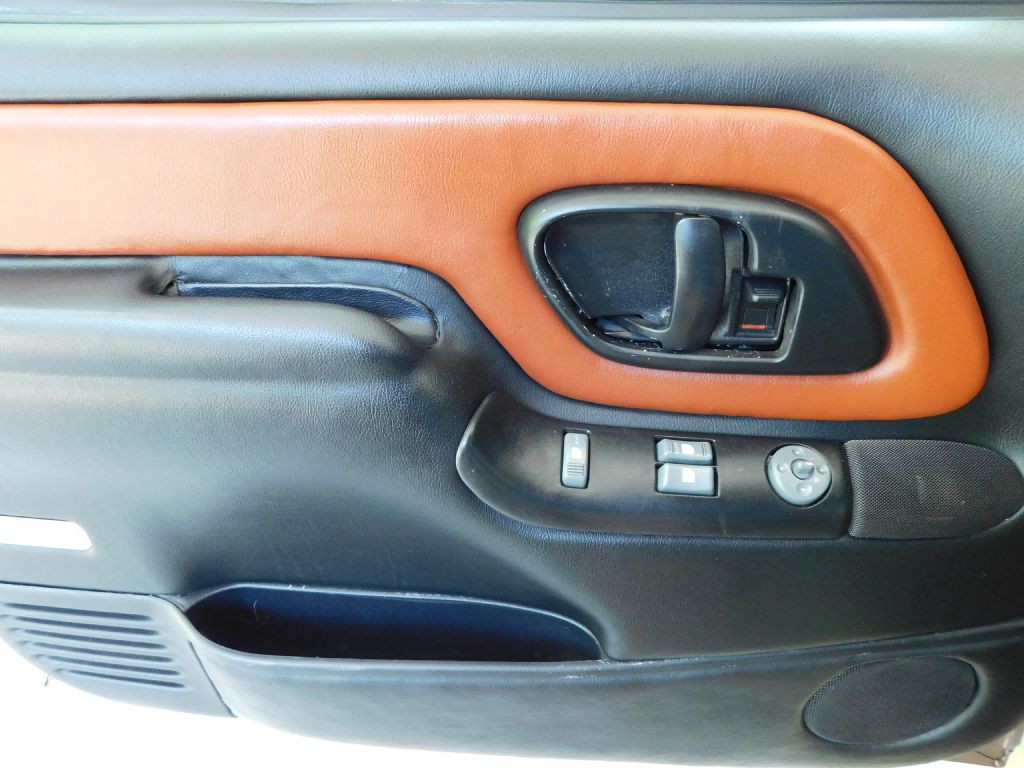 1997 Chevrolet C/K Image 18
