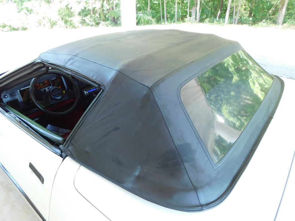 1989 Chevrolet Corvette Image 32