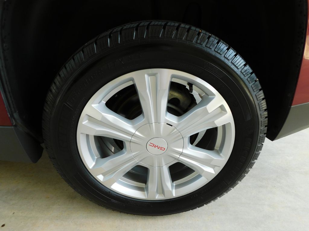 2017 GMC Terrain Image 38