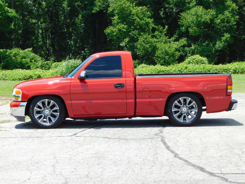 2002 GMC Sierra Image 4