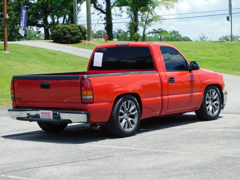 2002 GMC Sierra Image 6