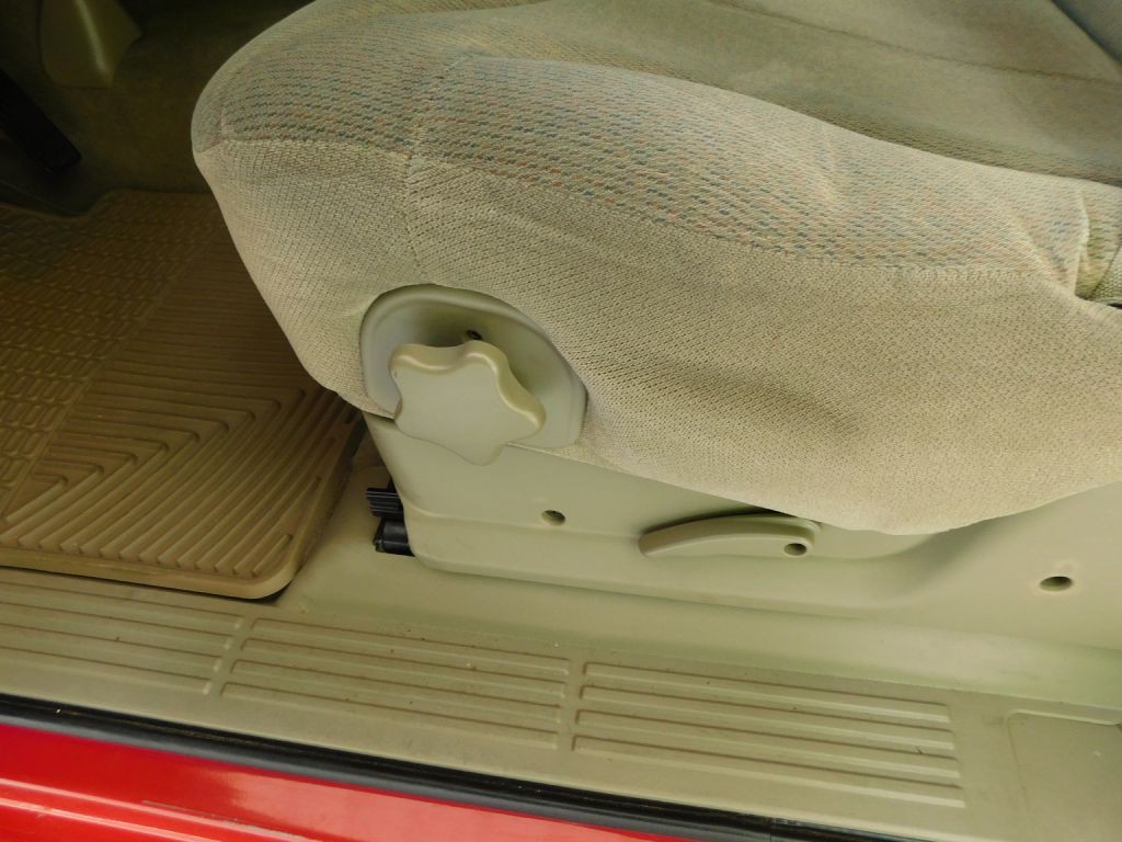 2002 GMC Sierra Image 9