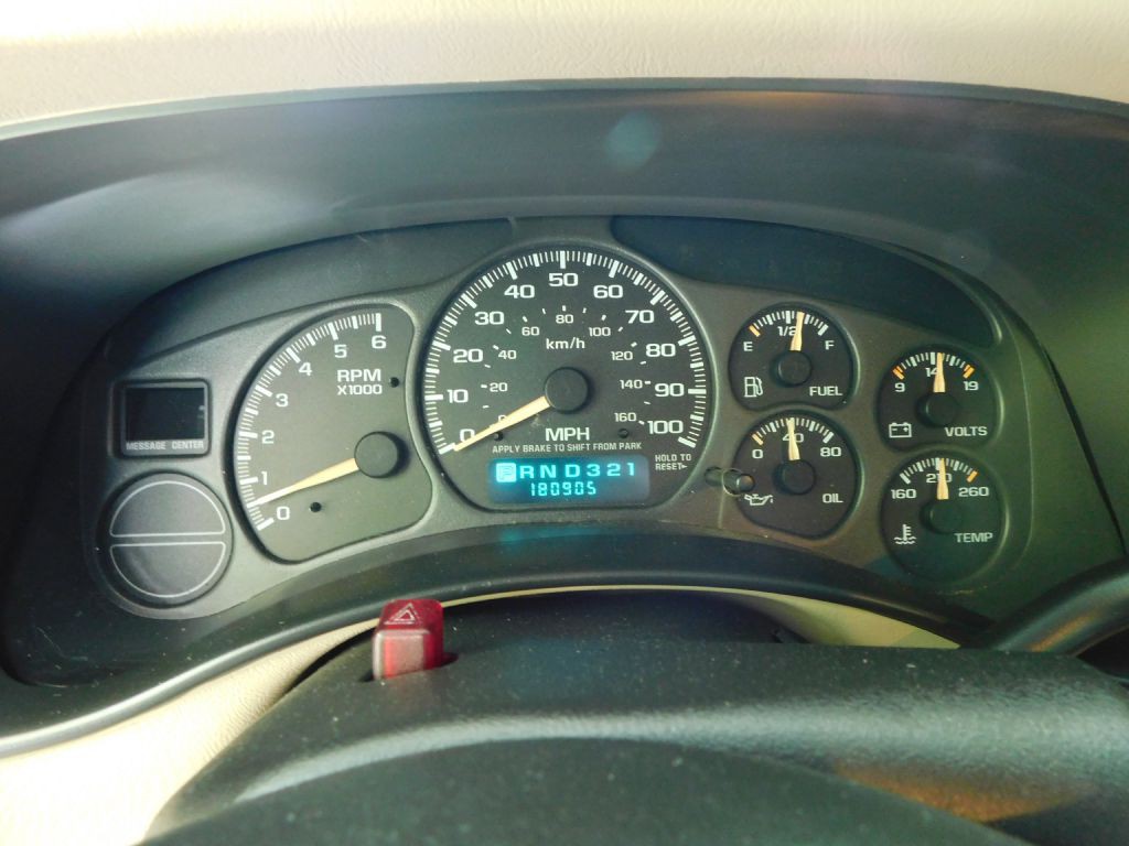 2002 GMC Sierra Image 10