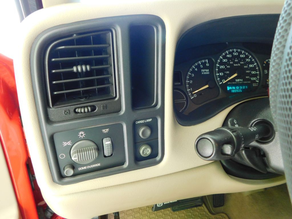 2002 GMC Sierra Image 11
