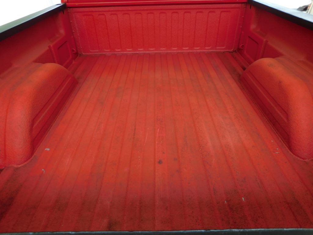 2002 GMC Sierra Image 30